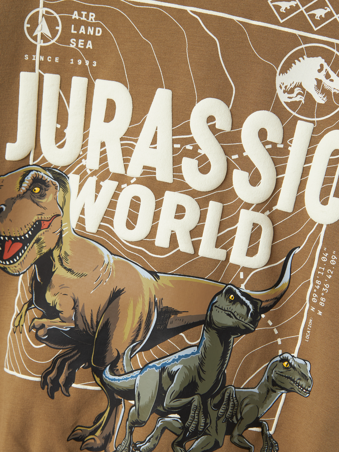 model_shot-front_full